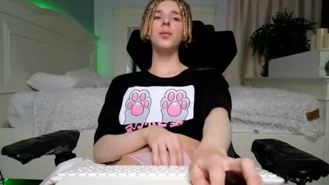 Kudi online show from March 3, 7:43 pm