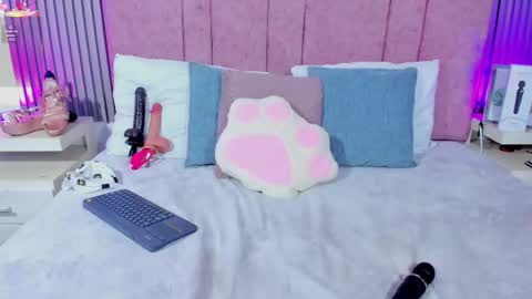 SARA online show from November 26, 2:14 pm