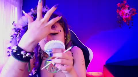 Kuromi online show from June 6, 12:11 pm