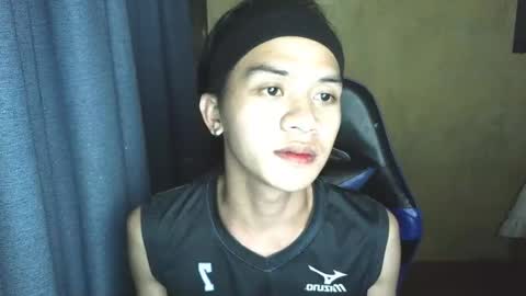 kurtxxx07 online show from July 7, 11:36 am