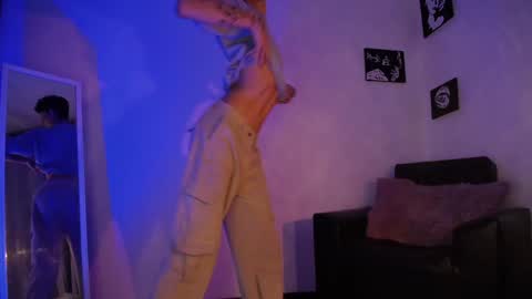 Kyle Cooper online show from January 22, 4:34 am