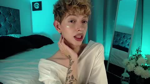 Kyle Cooper online show from December 31, 10:37 am