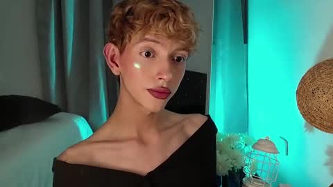 Kyle Cooper online show from December 11, 4:18 am