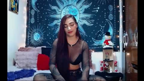 kylie online show from January 11, 12:16 am