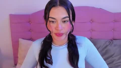 Snapshot of kylie_ls chatting on September 19, 4:05 am kylie_ls online show from September 19, 4:05 am