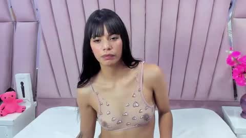 kylie online show from January 24, 8:22 pm