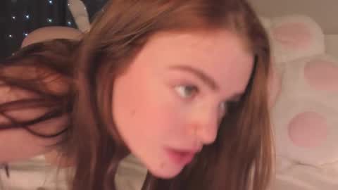 Snapshot of kylie_starrrr chatting on October 25, 9:59 pm Ann online show from October 25, 9:59 pm