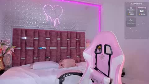 Kylie online show from September 19, 4:49 am