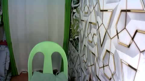 kyutshyne online show from February 25, 8:56 pm