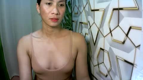 kyutshyne online show from April 1, 8:28 pm