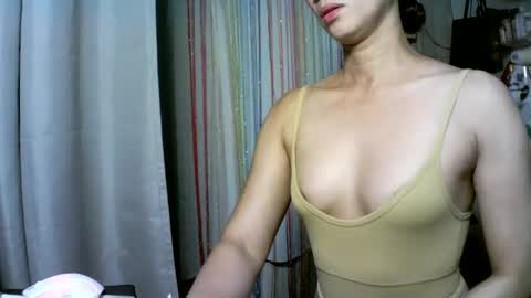 kyutshyne online show from February 22, 7:14 pm