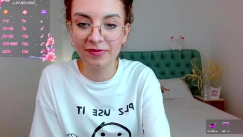 Margo  online show from September 13, 10:01 pm