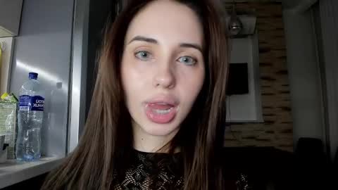 Malika online show from March 6, 1:16 am