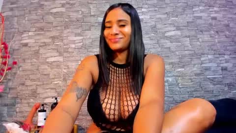 la_indiia online show from February 22, 12:18 pm