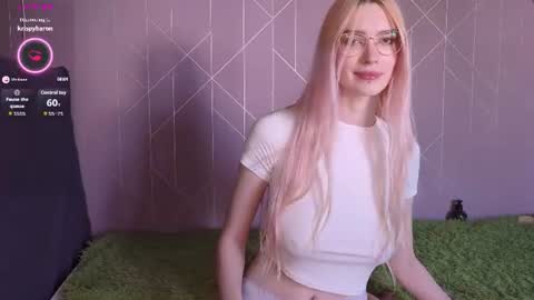 Evie online show from July 29, 4:45 am