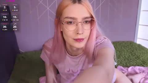 Evie online show from July 10, 8:41 am