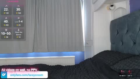 Laceysroom online show from February 25, 2:04 pm