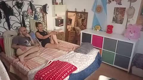 lachicadeldiablo online show from April 28, 4:55 pm