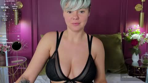 Snapshot of lady_alibi chatting on February 7, 12:28 pm AliCooper  online show from February 7, 12:28 pm