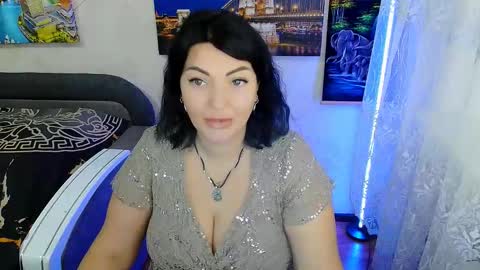 lady_boom_ online show from September 17, 9:46 am