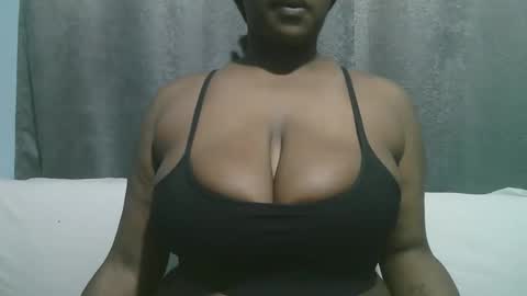 lady_dearra online show from September 28, 4:43 am