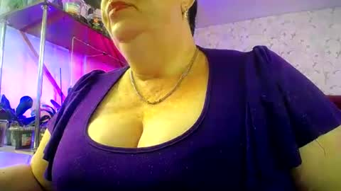 Lady Gloria online show from July 16, 2:53 pm