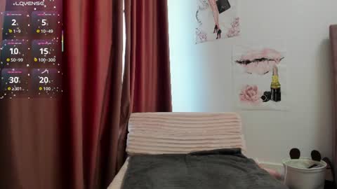 Lady Lyanna online show from July 28, 12:48 pm