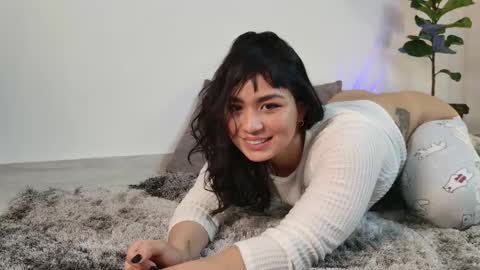    700  1300 -5 online show from December 4, 1:33 pm