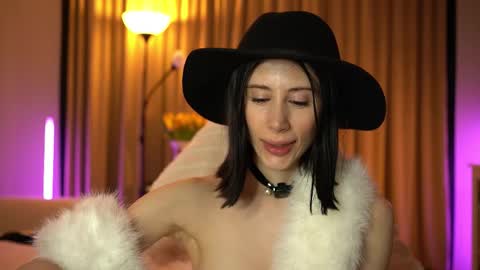 lady_nicolett online show from March 12, 4:16 am