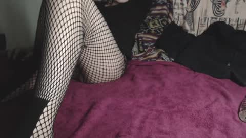 lady_simone online show from February 23, 9:00 am