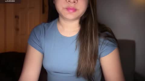 Aria online show from November 10, 10:51 am