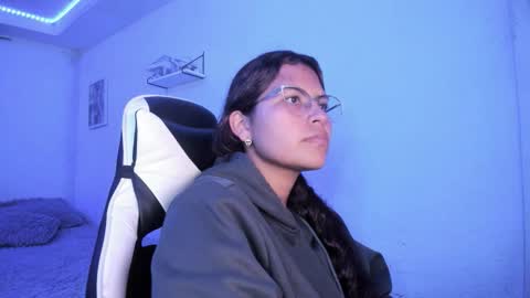  Lady  online show from February 20, 2:22 am