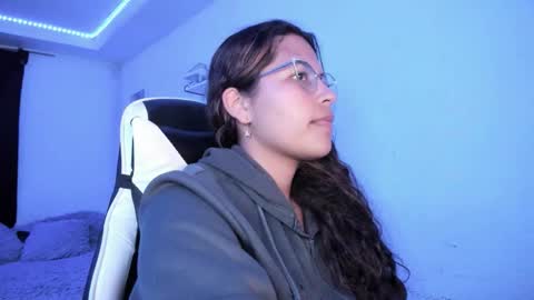  Lady  online show from March 3, 2:51 am