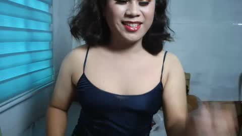 ladybug_ph online show from November 10, 7:00 am