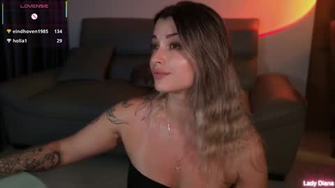 ladylancaster online show from February 21, 12:30 pm