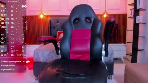 LADY  online show from November 20, 7:55 pm