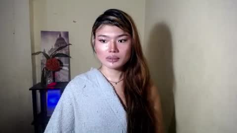 LILY online show from July 8, 10:13 pm