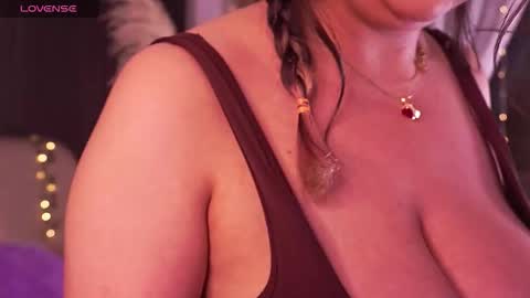 Lady  online show from March 17, 5:45 am