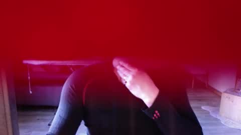 lafesse online show from January 11, 1:50 pm