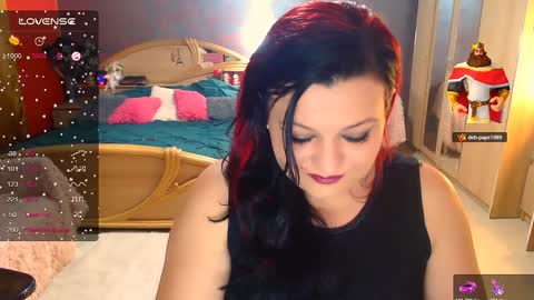 Arielle online show from February 6, 9:17 pm