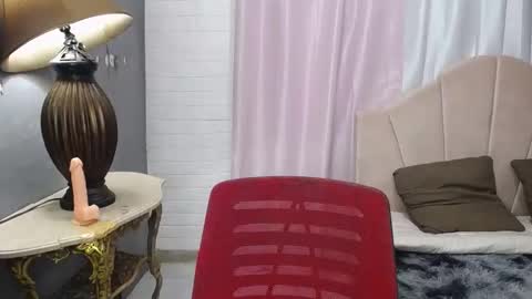 Snapshot of lahermosa_manika69 chatting on March 3, 12:48 am MANIKA online show from March 3, 12:48 am