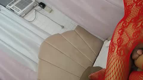 Snapshot of lahermosa_manika69 chatting on March 1, 10:42 pm MANIKA online show from March 1, 10:42 pm