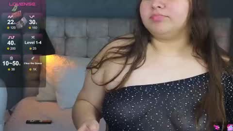    online show from December 2, 11:25 pm