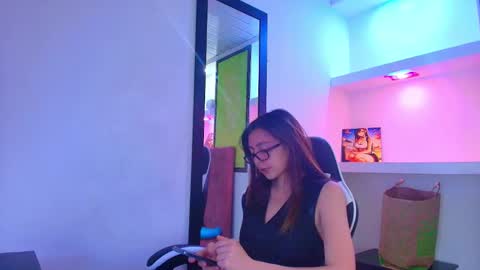 Lala clark online show from September 29, 12:48 pm