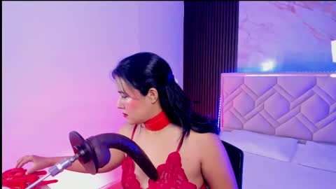 Lala lemoonds online show from November 30, 1:40 pm