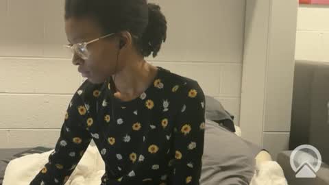 lalunevelvet online show from February 10, 12:29 pm