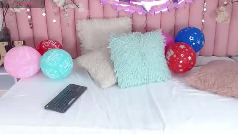 Laly Castro online show from November 24, 3:43 pm