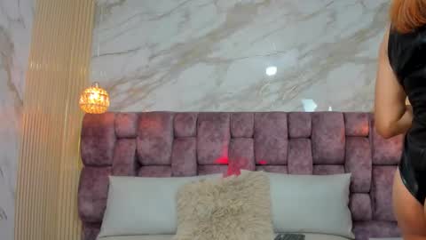 Bella  Dante online show from October 22, 10:33 pm