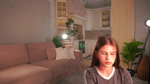 Emily online show from July 9, 3:21 am