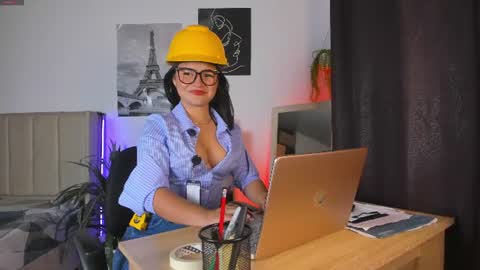 Lana  online show from June 13, 11:59 pm